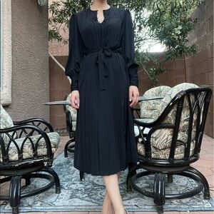 Vintage  Michel Laurent pleated dress size 9/10